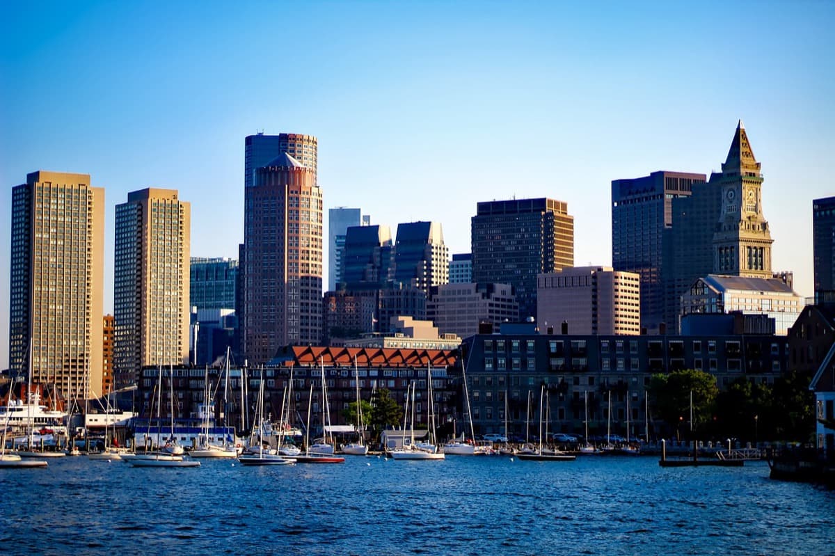 Business flights to Boston