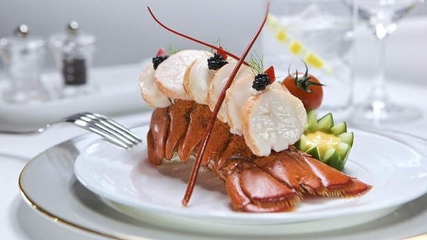 Business Class Dining