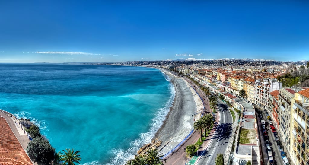 Emirates to fly A380 to the French Riviera