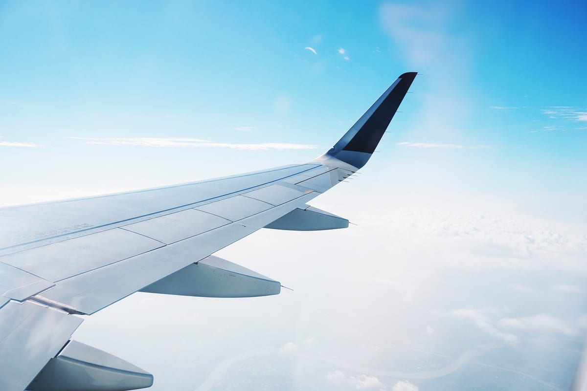 Top 10 Frequent Flyer Blogs and Air Travel Sites to Follow