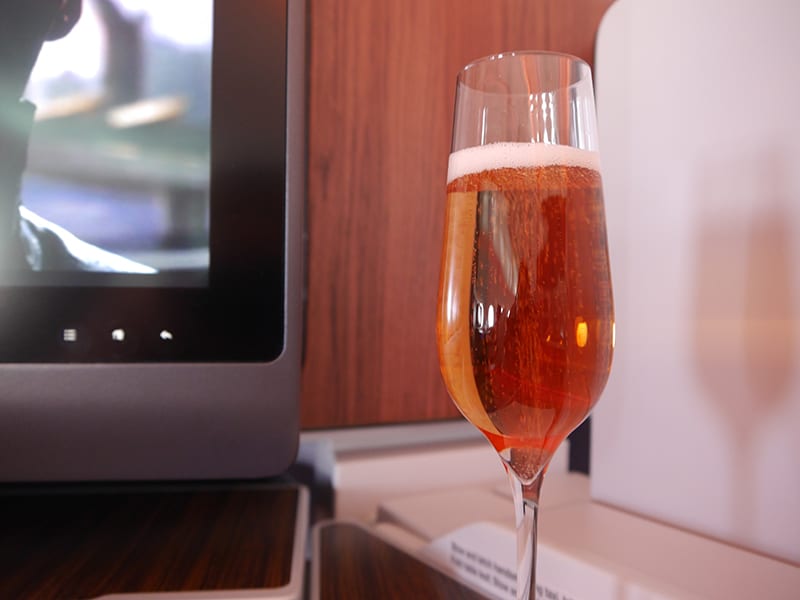 Qatar Airways Rose Champagne