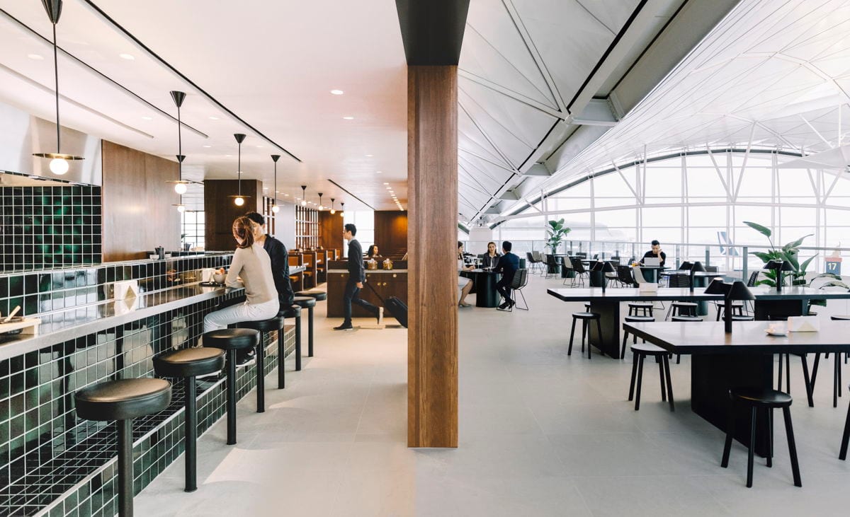 Cathay Pacific to Open 'The Deck' Lounge