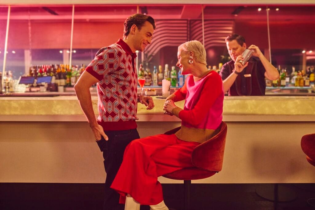 Virgin Atlantic Heathrow Clubhouse Couple at Bar