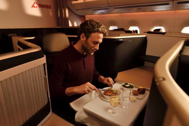 Swiss A350 Business Class dining